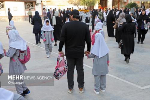 دانش آموز بیمار در خانه بماند